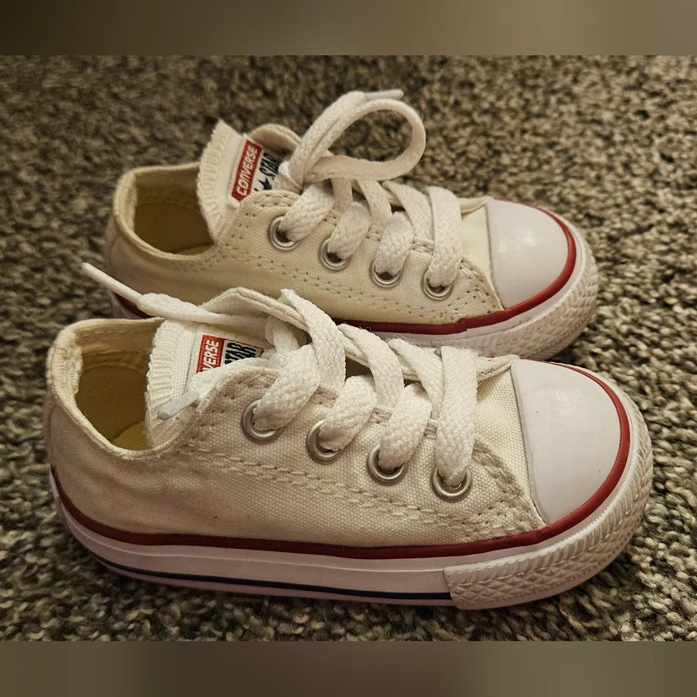 Converse Baby Sneakers - Picture 3 of 8